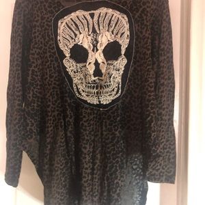 High-low long sleeve